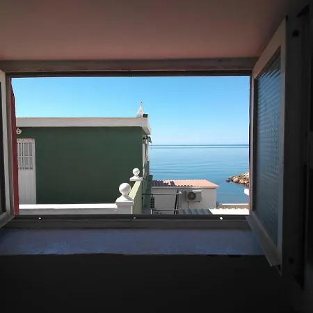Apartment And Sun *